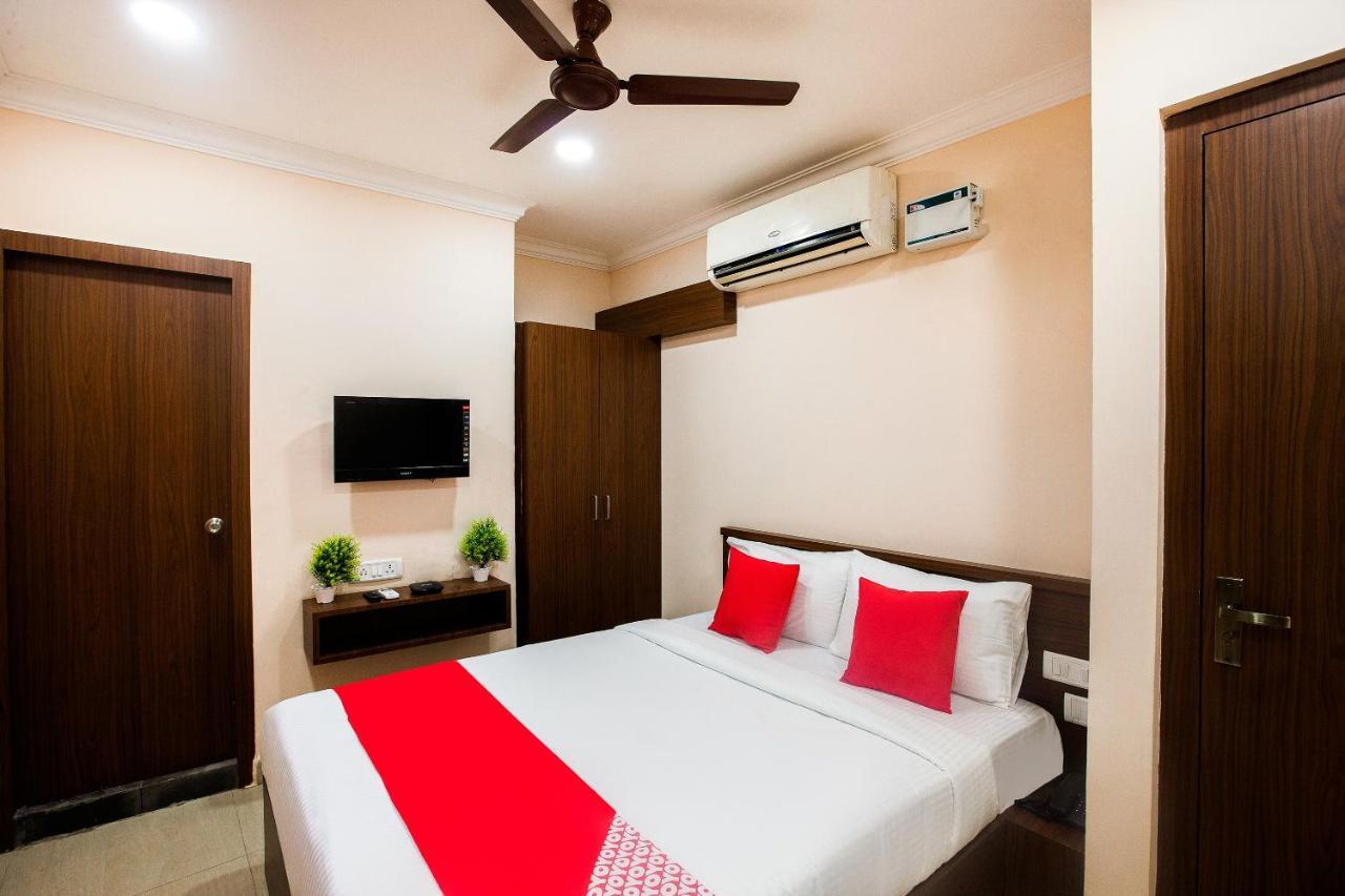 Hotel Park Tower Chennai Exterior foto