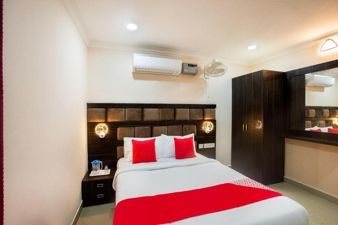 Hotel Park Tower Chennai Exterior foto